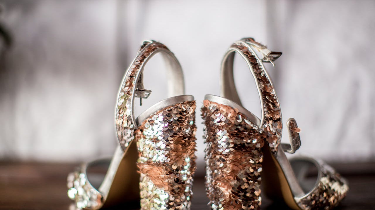 Affordable Luxury: Smart Ways to Buy Women’s Designer Shoes