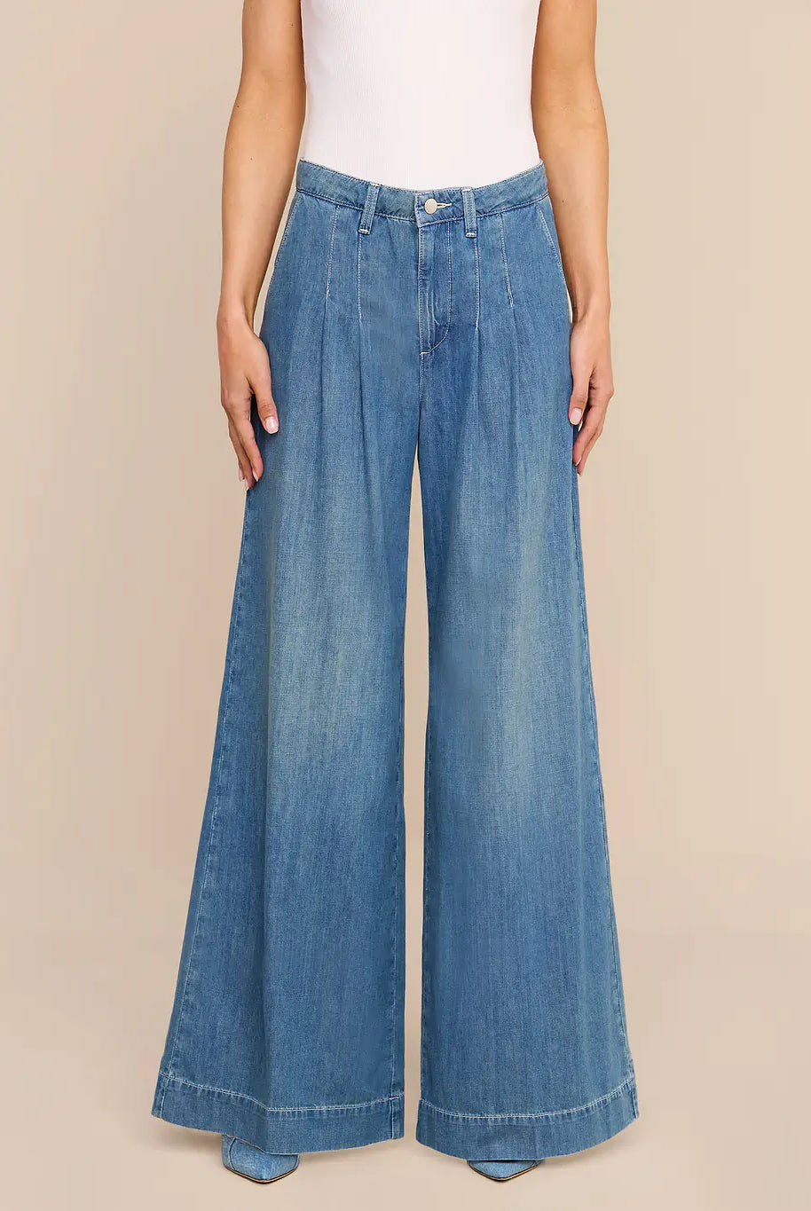 Jayani Pleated Wide-Leg Jean - Saratoga by L'agence — alternate view