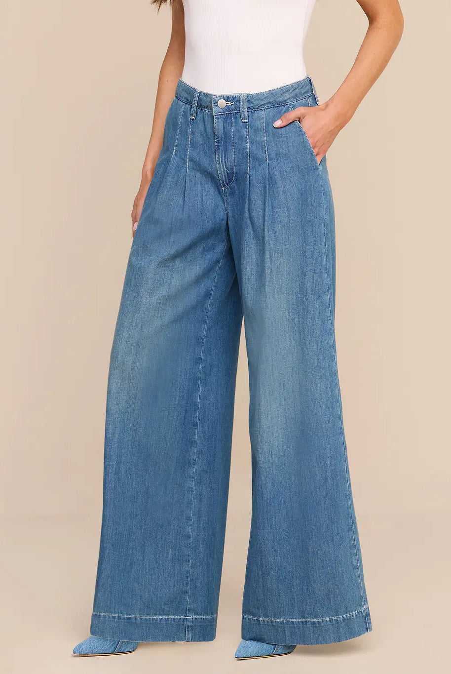 Jayani Pleated Wide-Leg Jean - Saratoga by L'agence — view 3