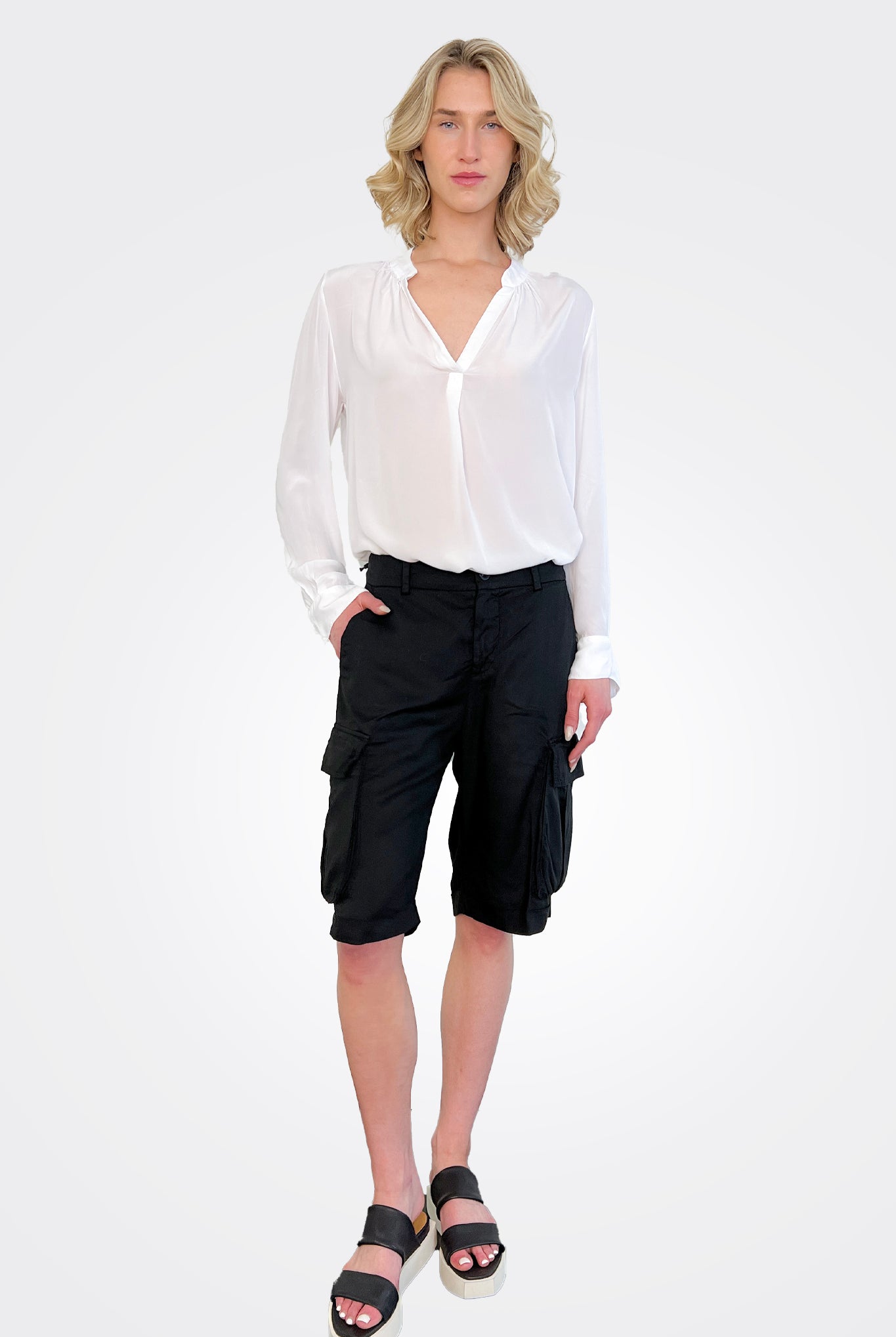 Victoria Cargo Bermuda - Black by Masons | 25 South Boutiques