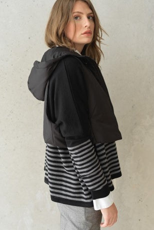 Ivan Vest - Black by Hana San — alternate view