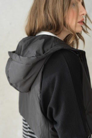Ivan Vest - Black by Hana San — view 4