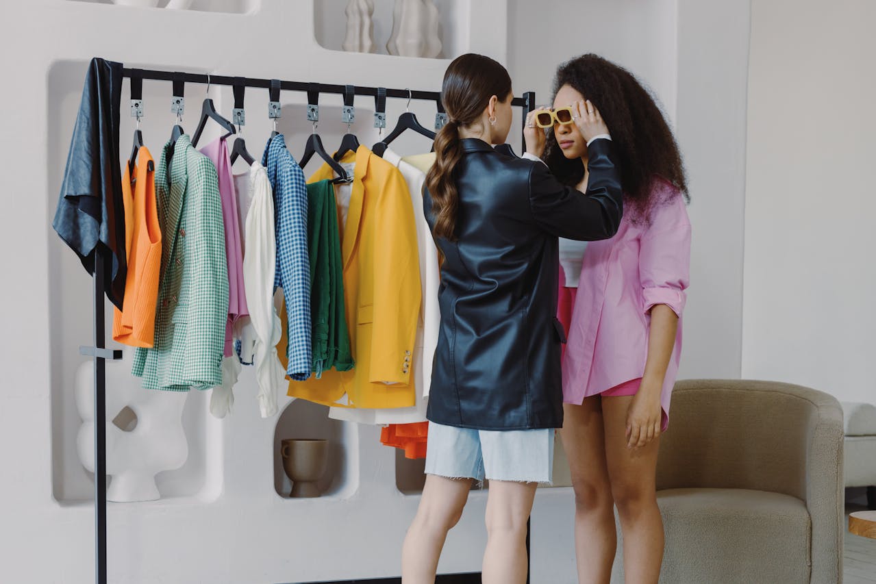 What to Expect From a True Luxury Women’s Clothing Online Store
