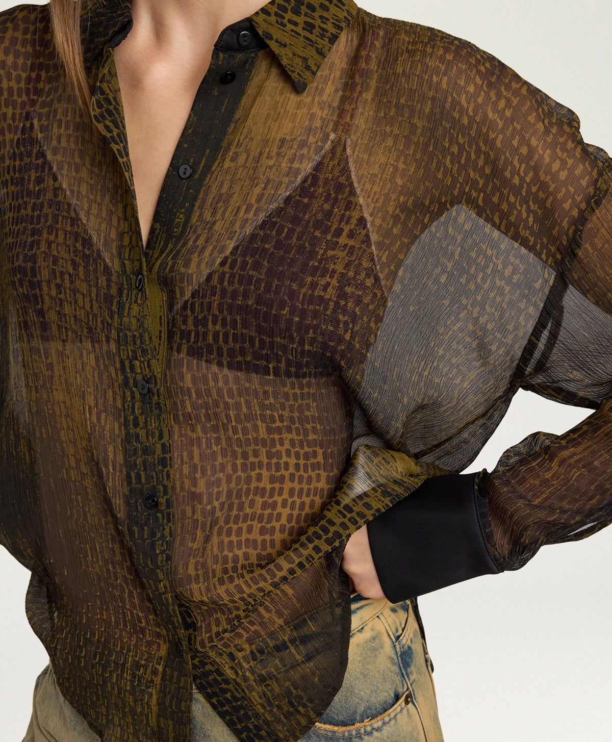 Momonì Freya Boxy Printed Silk Shirt - Bicolor Military, view 2